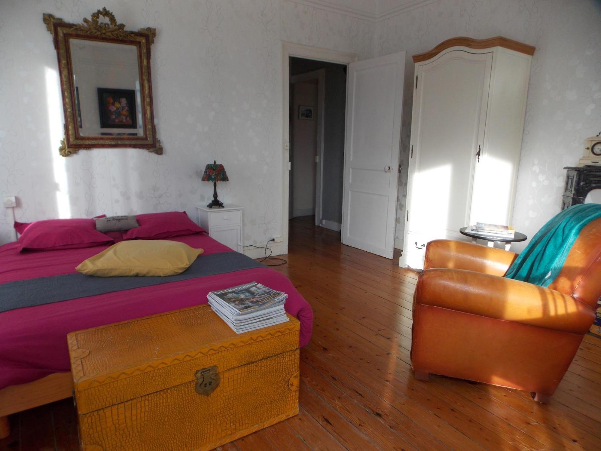 La Vie De Chateau En Toute Amitie Et Simplicite Montaudin 外观 照片
